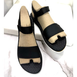 Volcom Womens Trail Sport Sandal Adjustable Strap Eco BLOOM Foam, Black Size 7